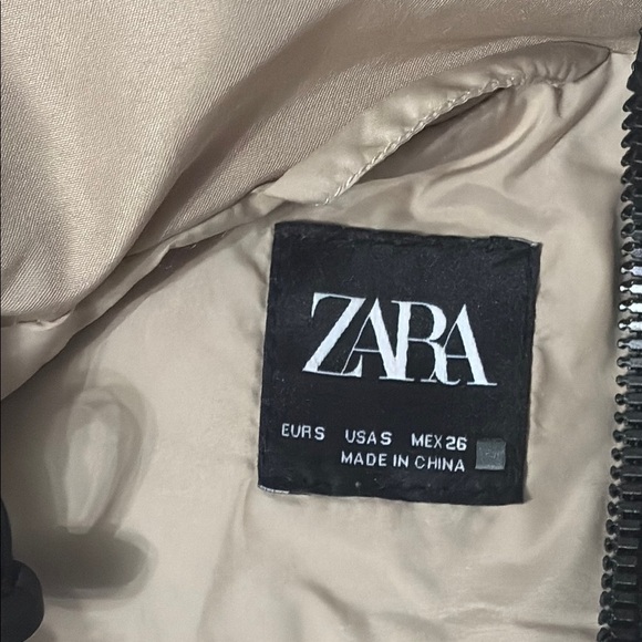 Zara Women's Quilted Hooded Puffer Jacket - Beige, size small - Picture 2 of 10